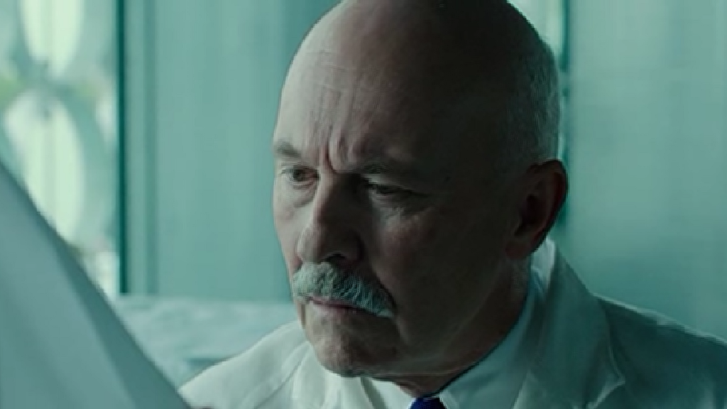 Médico en 'Predestination'
