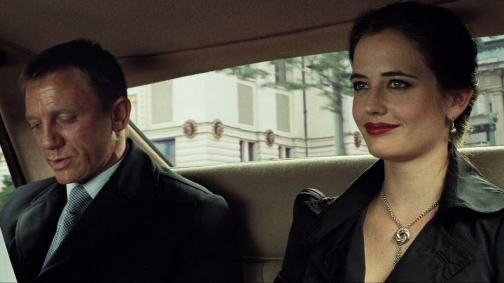 Bond y Vesper en una escena de 'Casino royale'