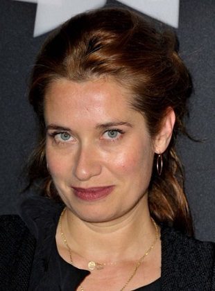 Emmanuelle Devos | Actriz Versátil del Cine y Teatro Francés