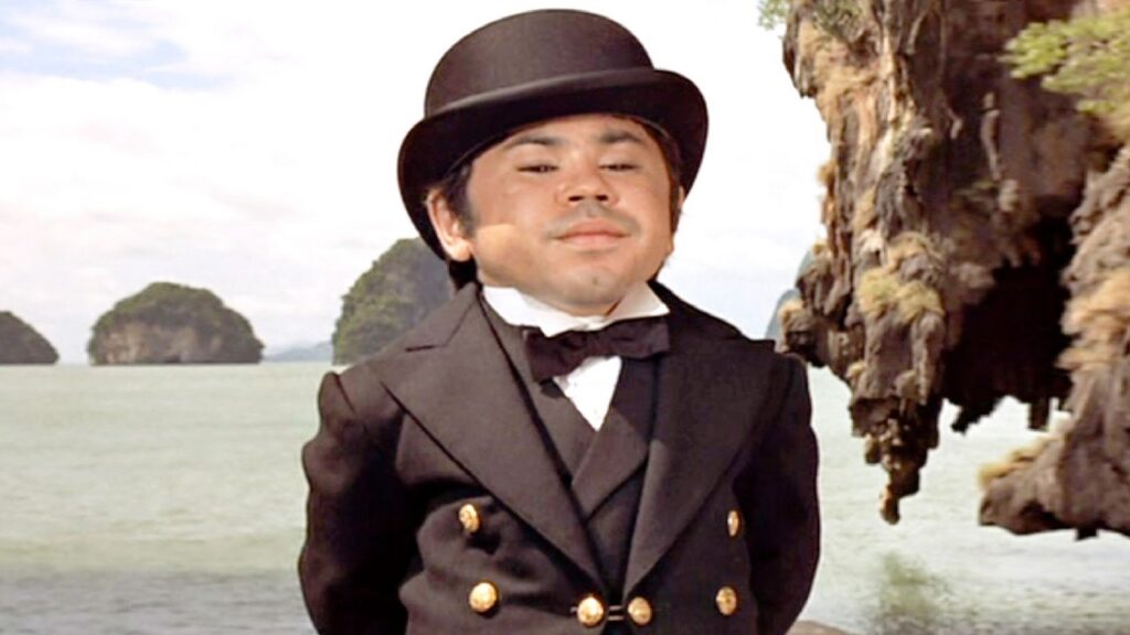 Hervé Villechaize en 'El hombre de la pistola de oro'