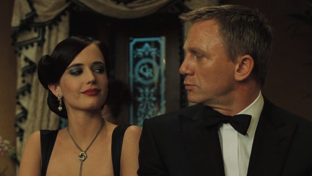 Verper y Bond en 'Casino royale'