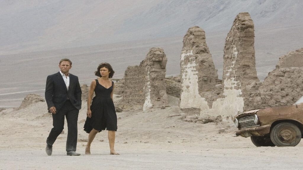 Daniel Craig y Olga Kurylenko en 'Quantum of solace'