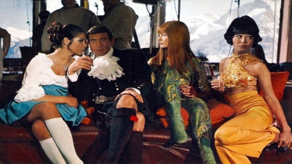 Bond con falda escocesa en '007 al servicio de su majestad'