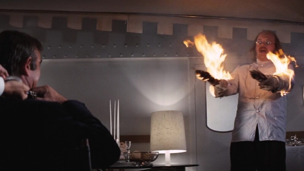 Villano ardiendo en 'Diamantes para la eternidad'