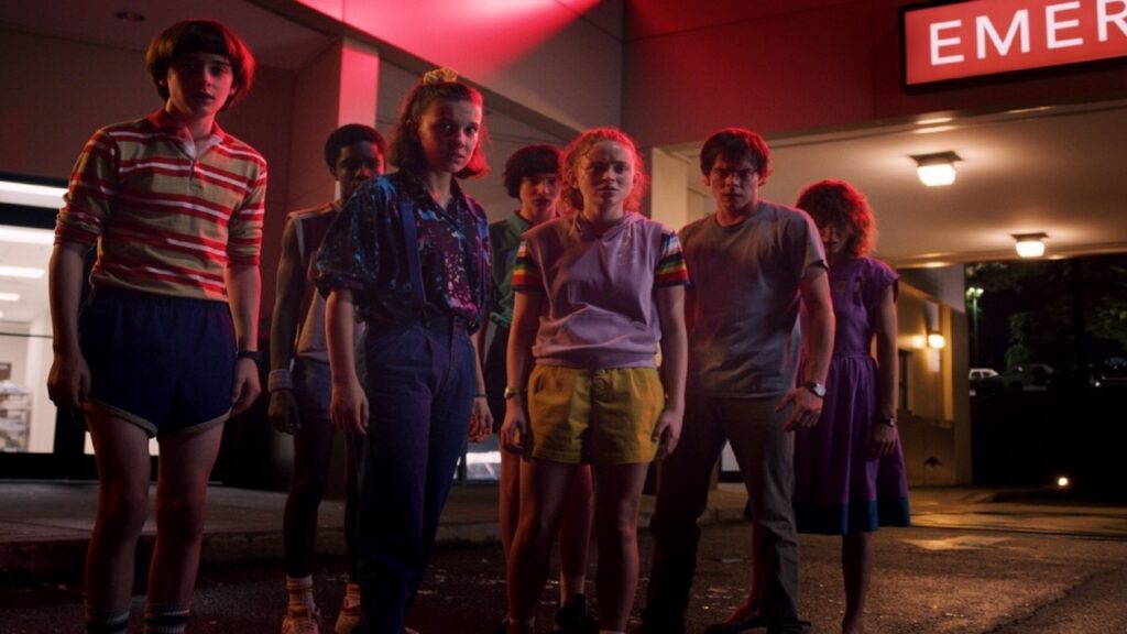 Escena de 'Stranger Things' en el centro comercial