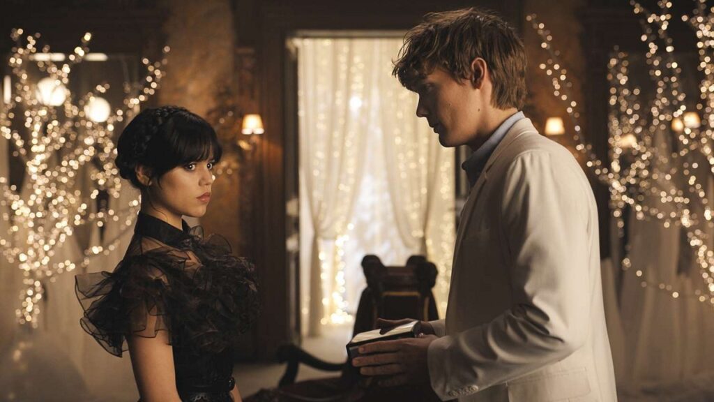 Miércoles y Tyler en 'Miércoles'