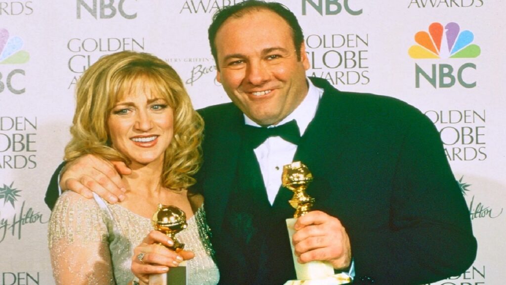 Edie Falco y James Gandolfini premiados