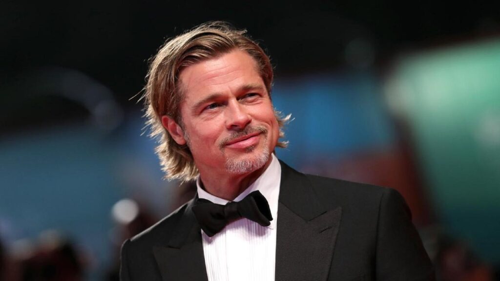 Brad Pitt con smoking