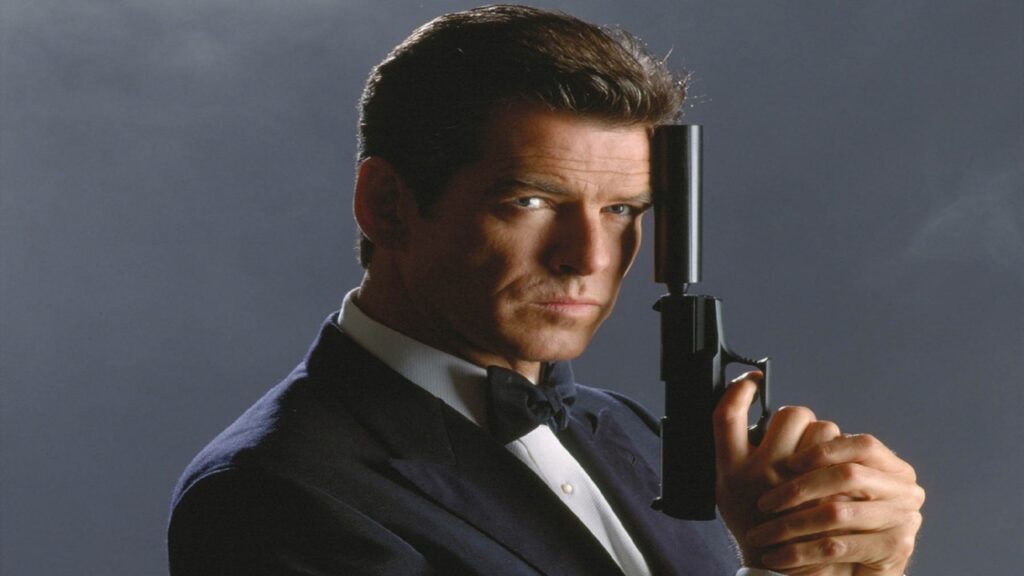 Pierce Brosnan como James Bond