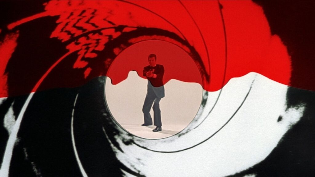 Gunbarrel de Roger Moore como James Bond