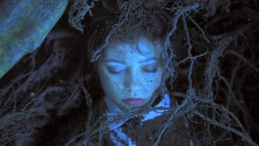 Miércoles enterrada viva en 'Miércoles'