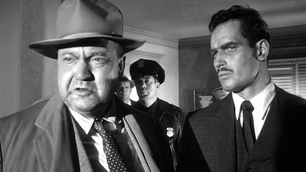 Escena de 'Sed de mal', con Orson Welles y Charlon Heston
