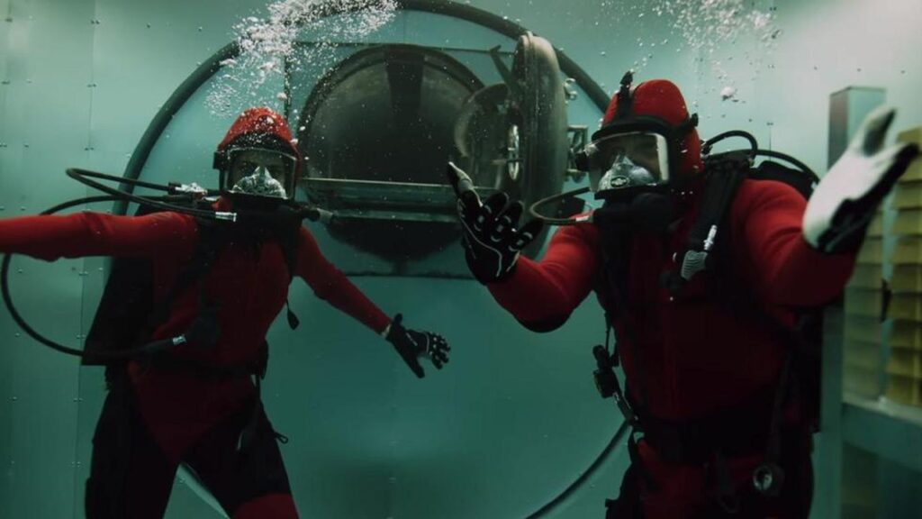 Escena submarina en 'La casa de papel'