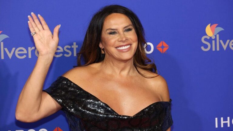 Karla Sofía Gascón (Actriz Transgénero)