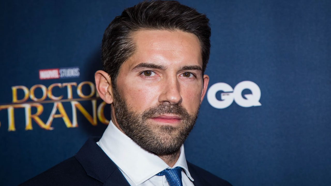 Scott Adkins (Actor) Scott Adkins (Actor)