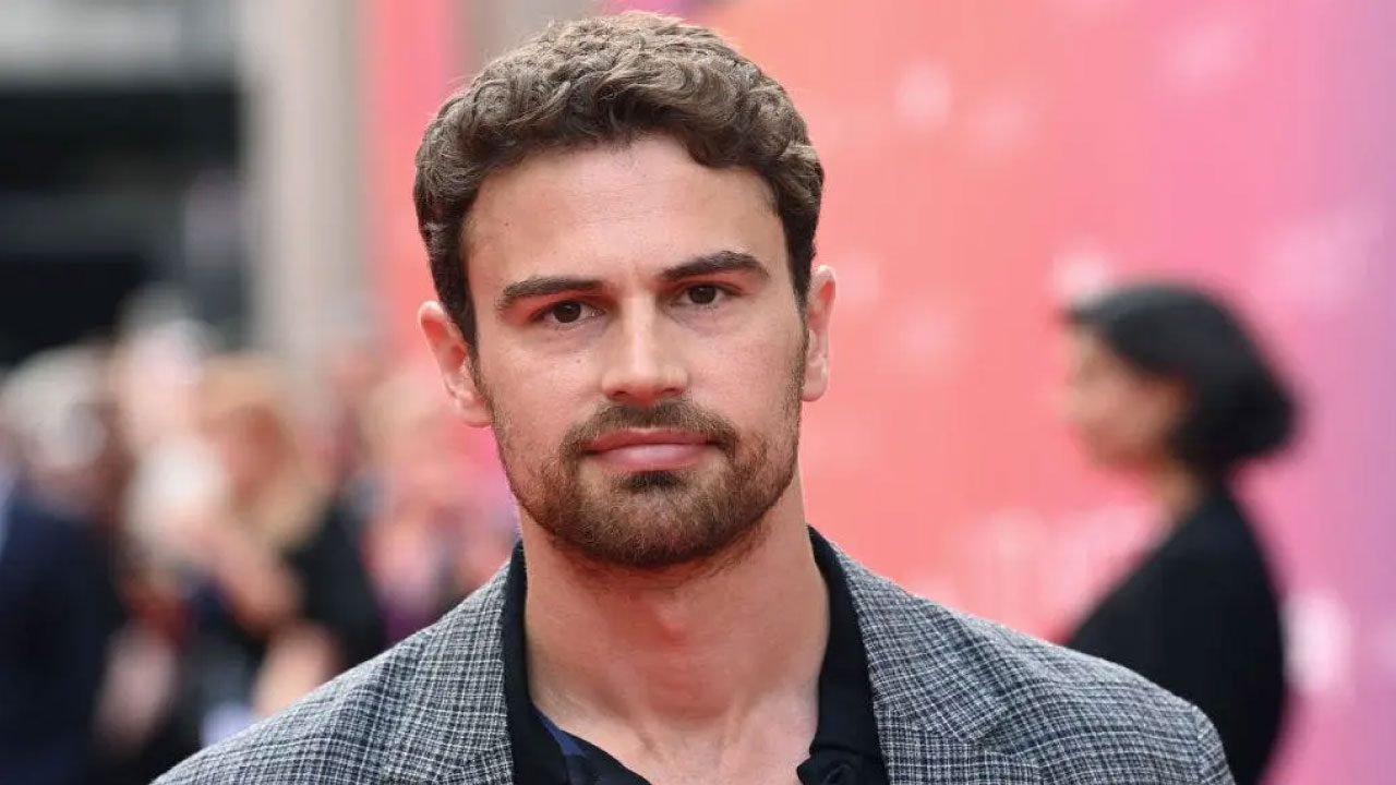 Theo James Biograf a Y Su Carrera En Divergente Y M s