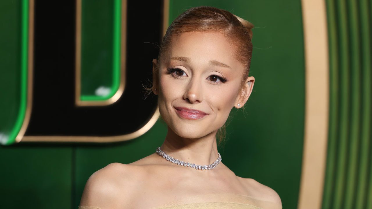 Ariana Grande (Actriz y Cantante) Ariana Grande (Actriz y Cantante)