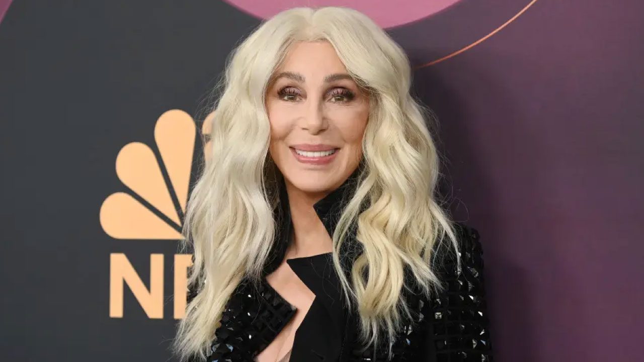 Cher (Actriz y Cantante)
