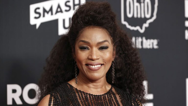 Angela Bassett (Actriz)