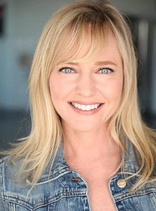 Lisa Wilcox (Actriz) Lisa Wilcox (Actriz)