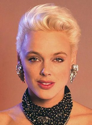 Brigitte Nielsen (Actriz) Brigitte Nielsen (Actriz)