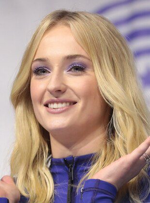 Sophie Turner (Actriz) Sophie Turner (Actriz)