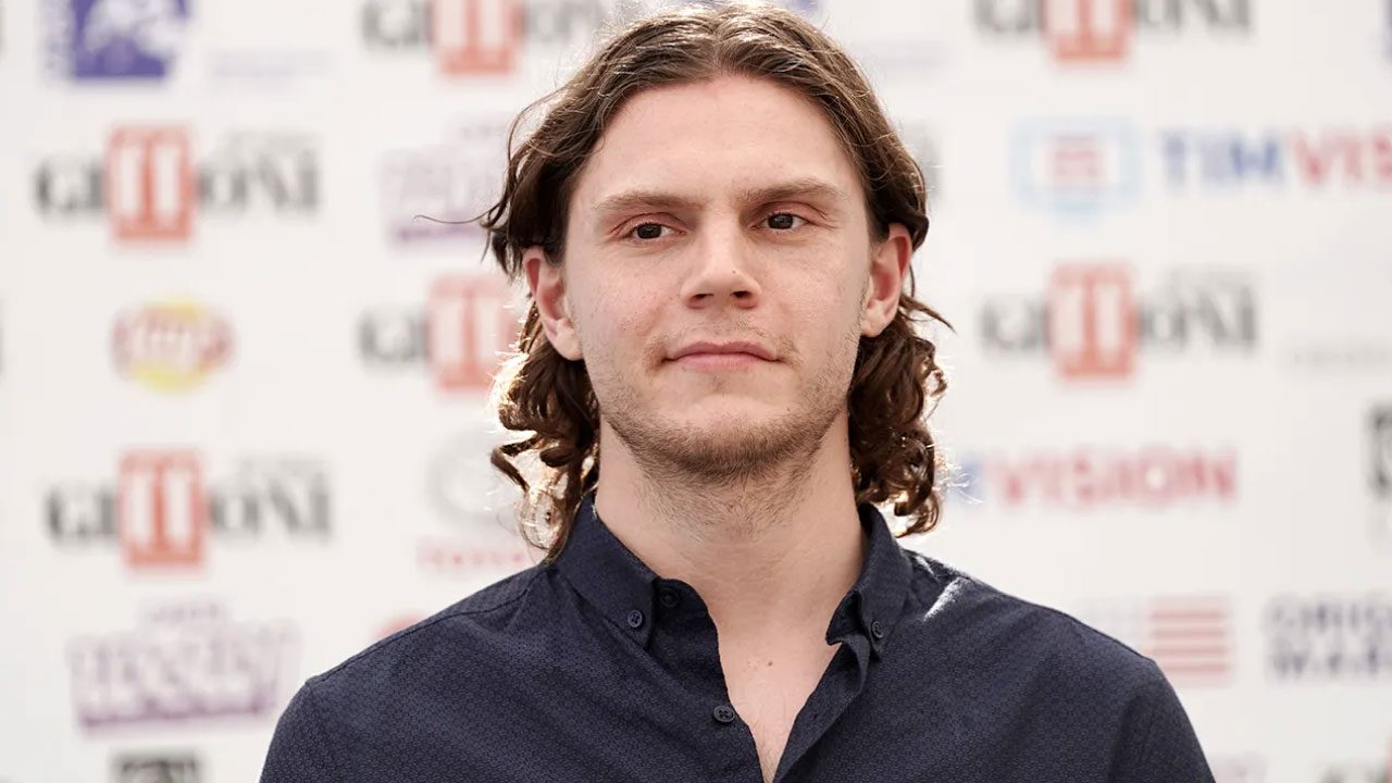 Evan Peters (Actor) Evan Peters (Actor)