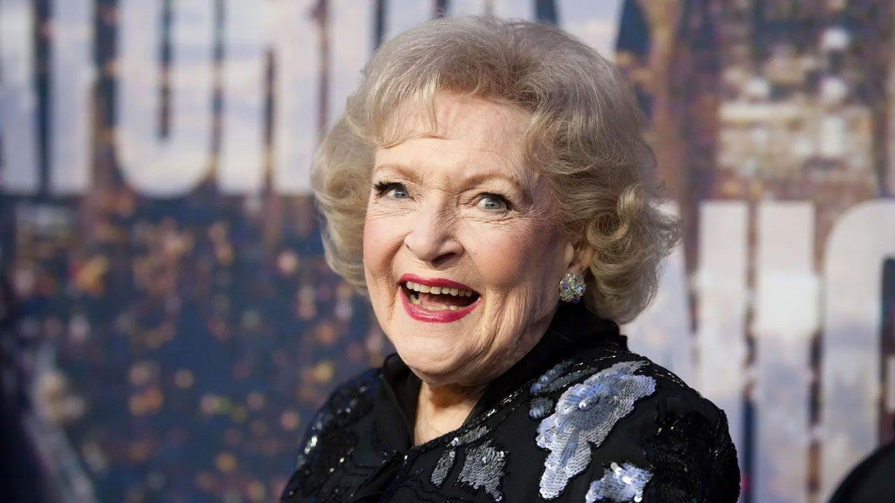 Betty White (Actriz) Betty White (Actriz)