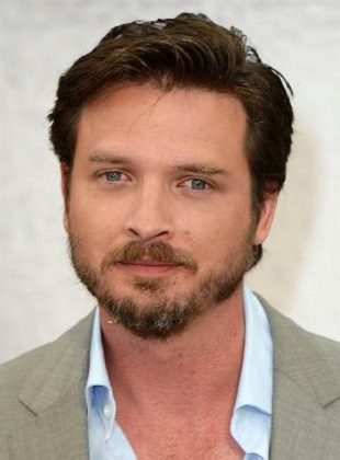 Aden Young (Actor) Aden Young (Actor)