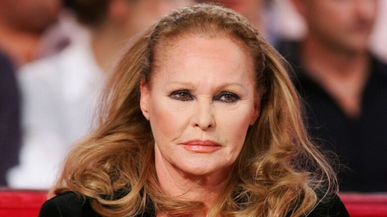 Ursula Andress (Actriz)