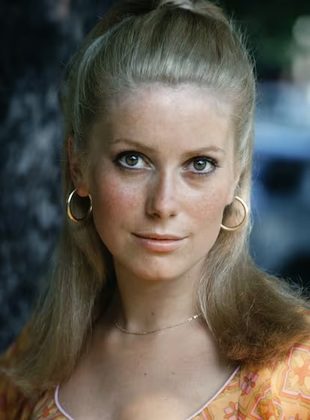 Catherine Deneuve (Actriz) Catherine Deneuve (Actriz)