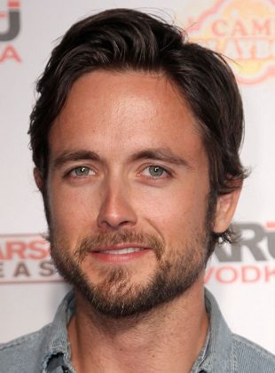 Justin Chatwin (Actor) Justin Chatwin (Actor)