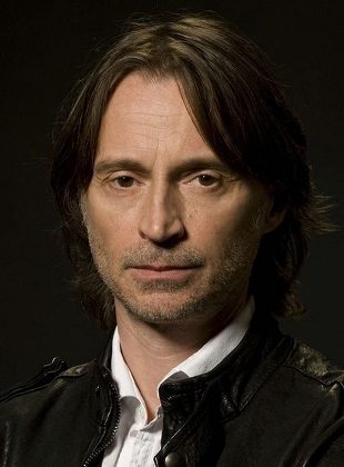 Robert Carlyle