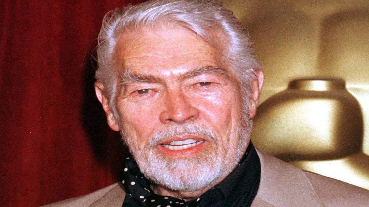 James Coburn (Actor) James Coburn (Actor)