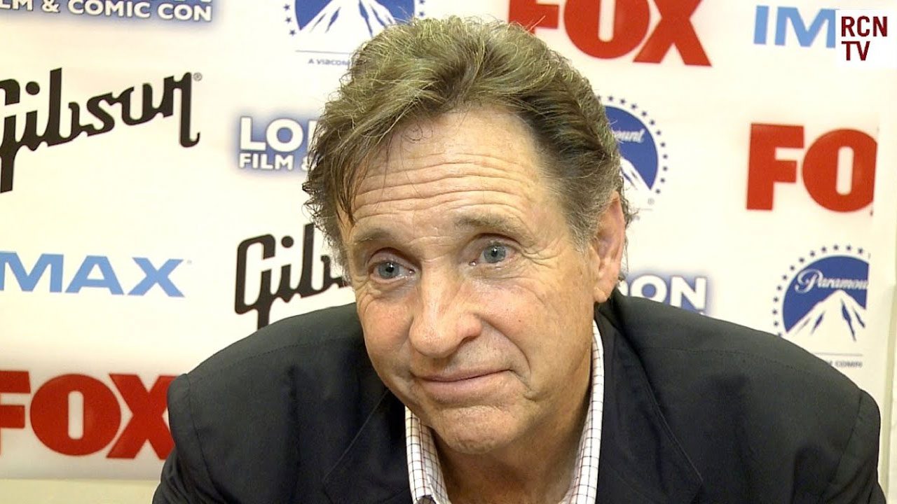 Robert Hays (Actor) Robert Hays (Actor)