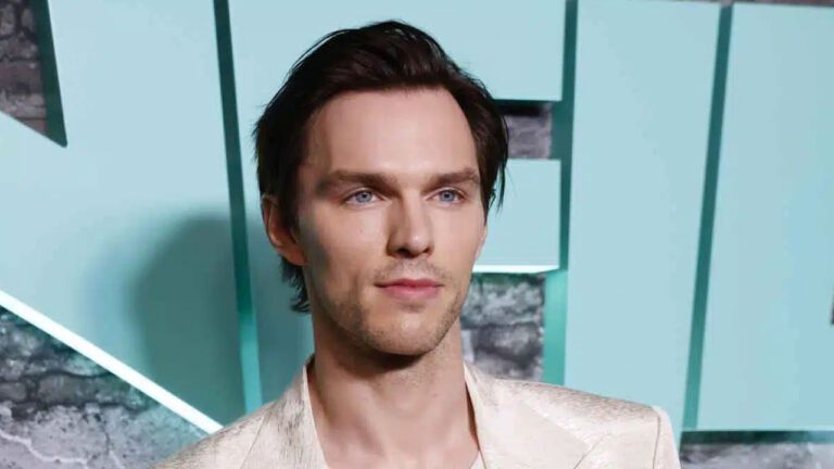 Nicholas Hoult (Actor)