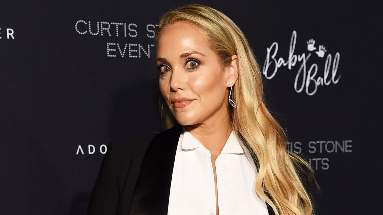 Elizabeth Berkley (Actriz)