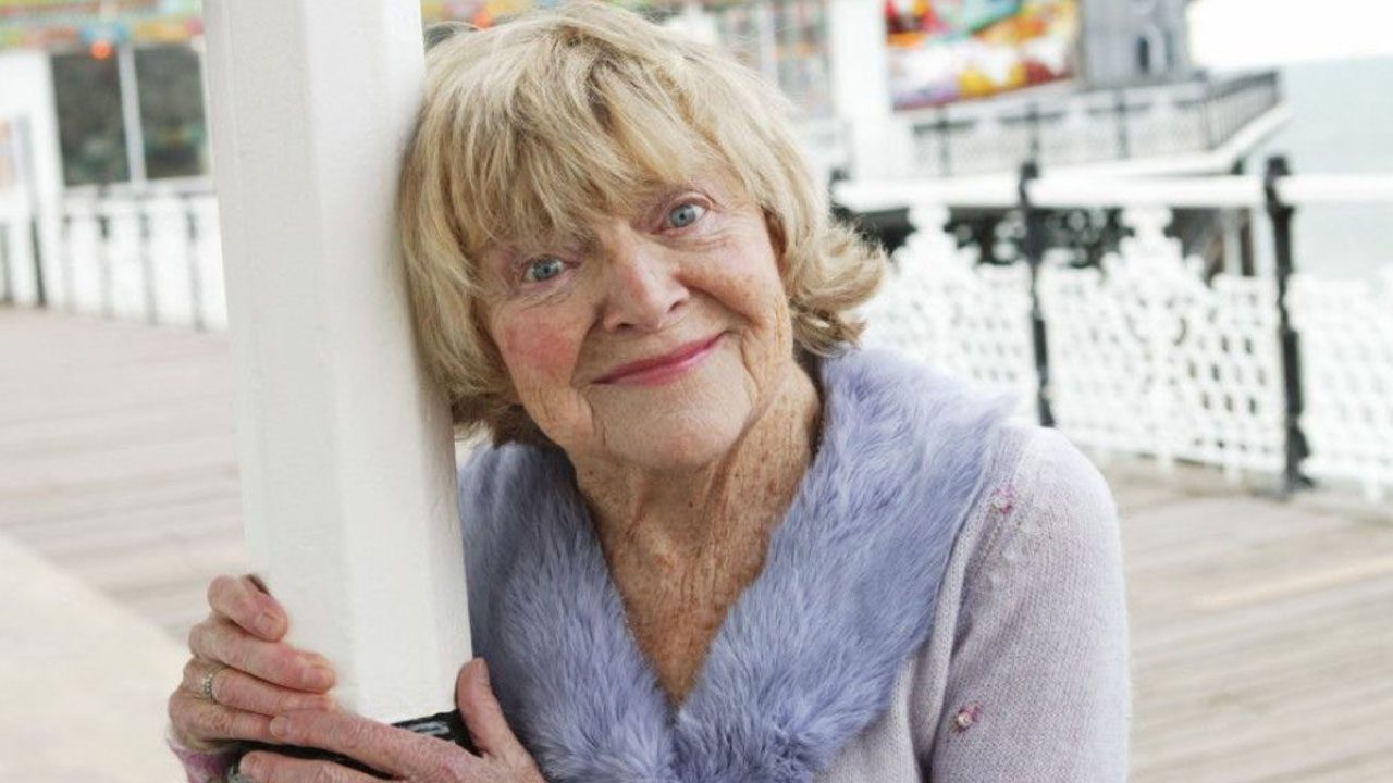 Dora Bryan (Actriz) Dora Bryan (Actriz)