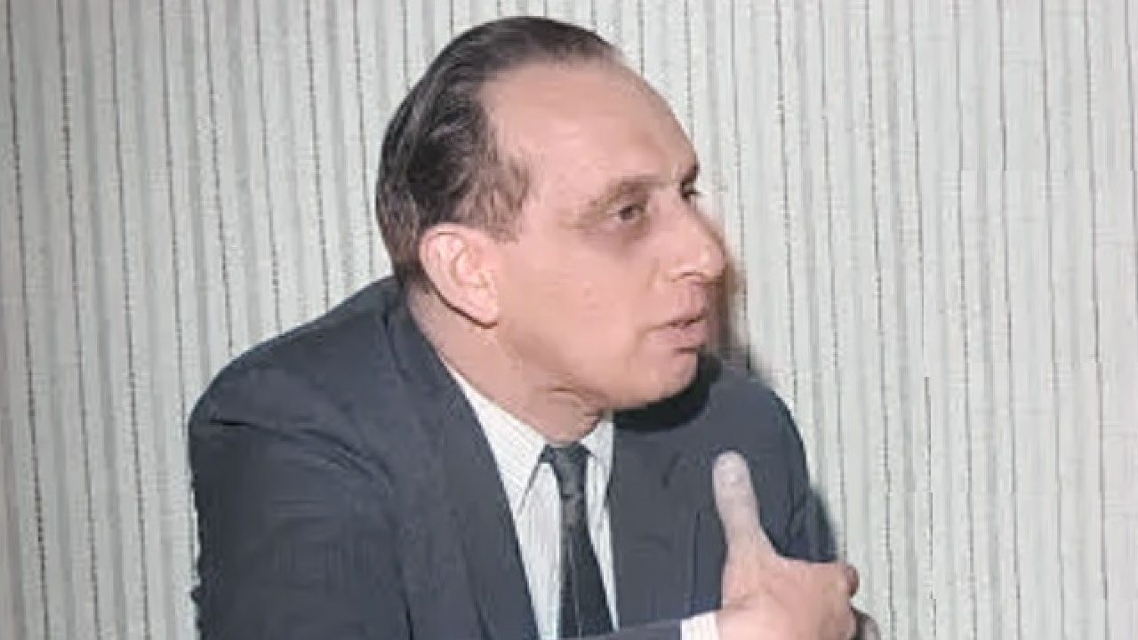 Alex Segal (Director)