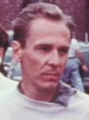 Peter Tewksbury (Director) Peter Tewksbury (Director)