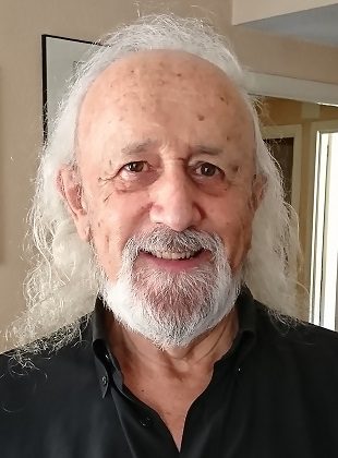 Montxo Armendáriz (Director) Montxo Armendáriz (Director)