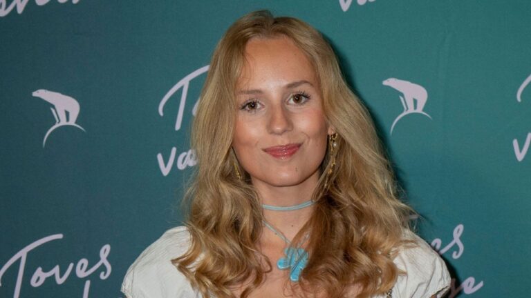 Flora Ofelia Hofman Lindahl (Actriz)