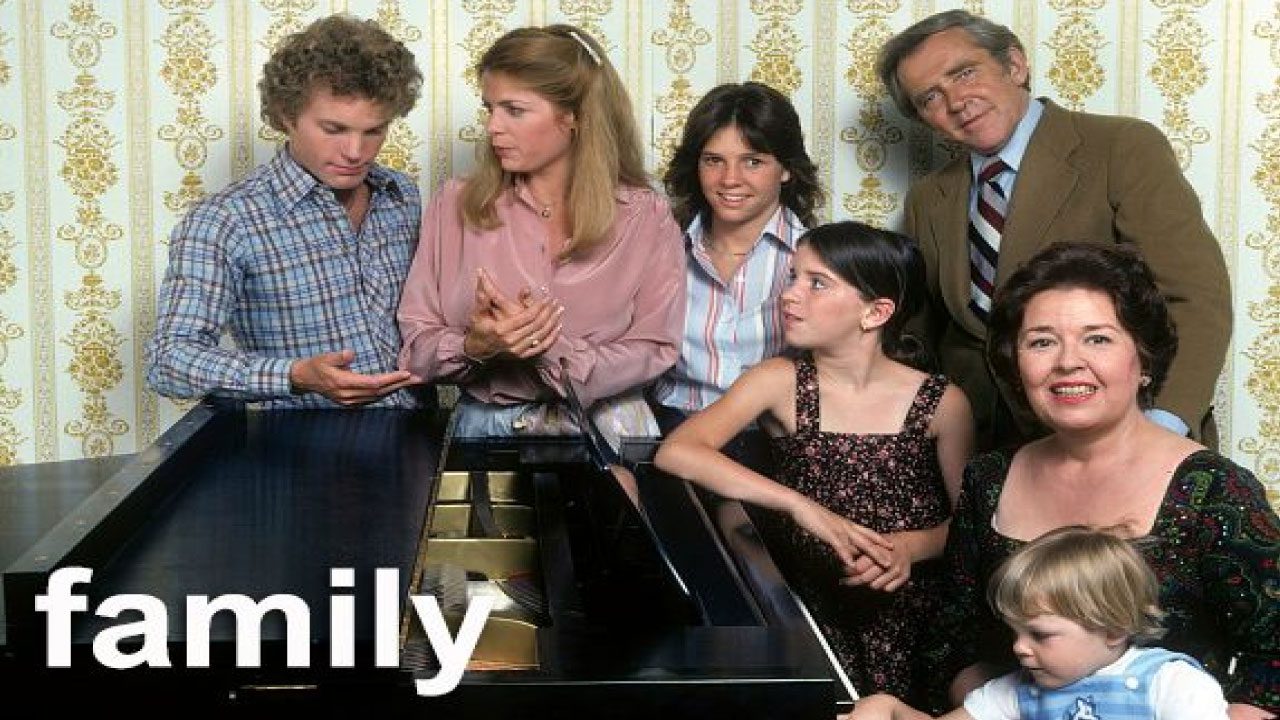Familia (Serie de TV) Familia (Serie de TV)