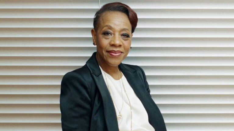 Marianne Jean-Baptiste (Actriz)