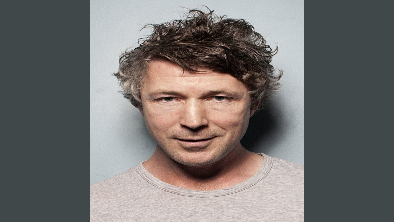 Aidan Gillen (Actor)