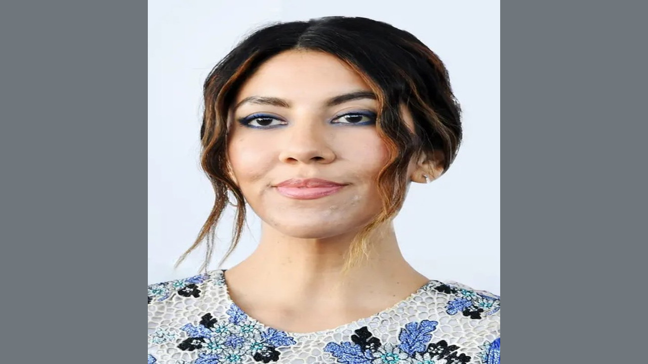 Stephanie Beatriz (Actriz)