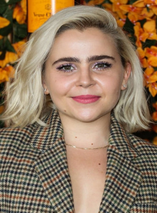Mae Whitman (Actriz)