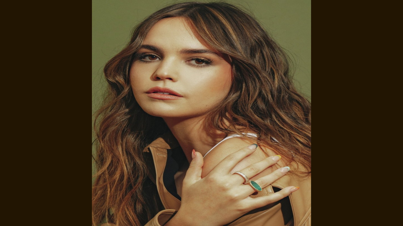 Bailee Madison (Actriz) Bailee Madison (Actriz)