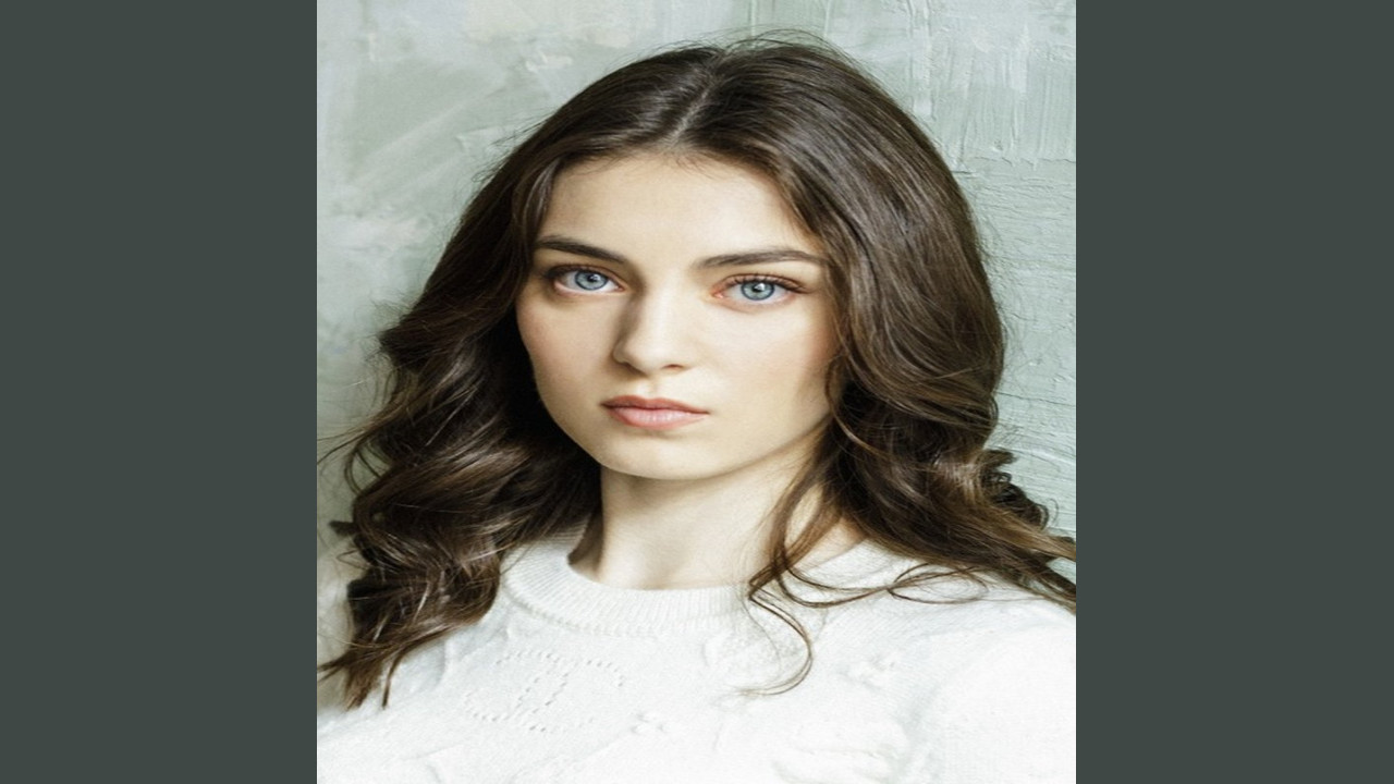 Anamaria Vartolomei (Actriz)