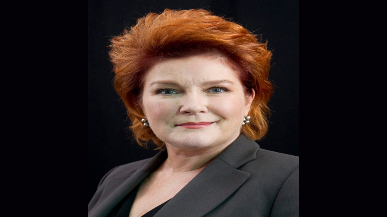 Kate Mulgrew (Actriz) Kate Mulgrew (Actriz)